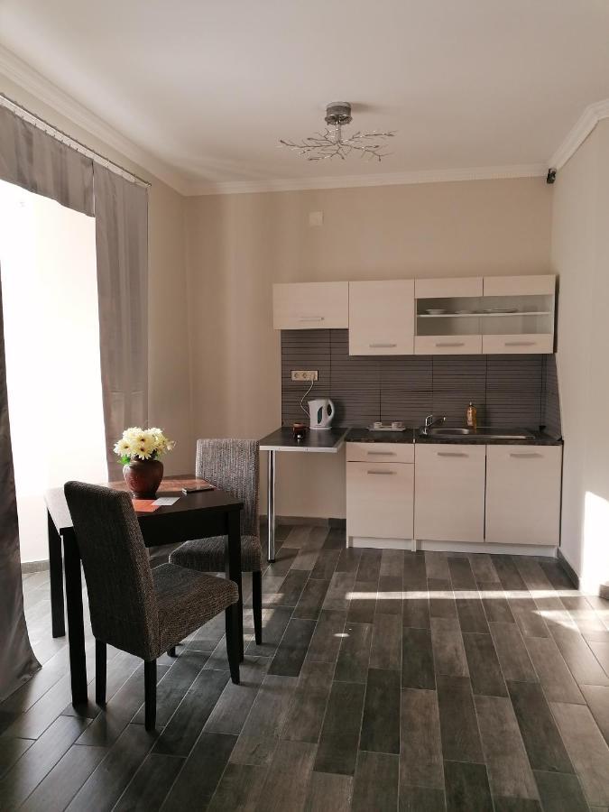Napfeny Szallas Szeged Ngoại thất bức ảnh
