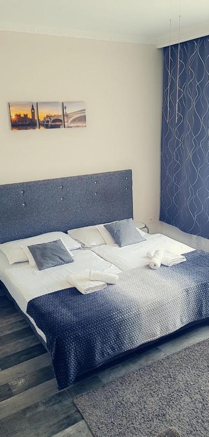 Napfeny Szallas Szeged Ngoại thất bức ảnh